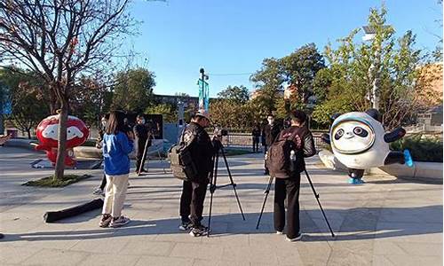 体育赛事现场报道怎么写_体育赛事现场报道