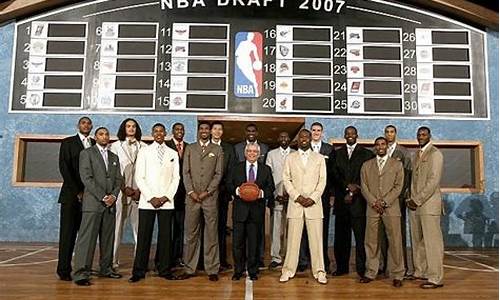 2007年nba总决赛第一场_2007年nba总决赛第四场